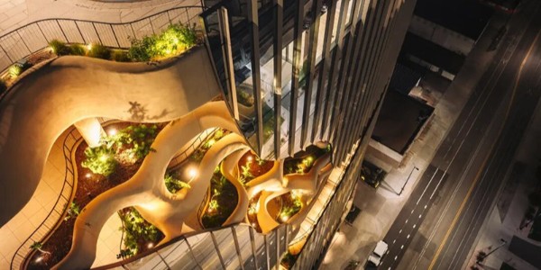 炸裂！馬巖松MAD美國(guó)丹佛住宅“垂直峽谷”建成